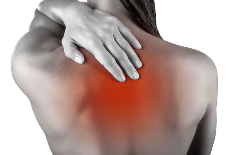 Sāpju lokalizācija starp lāpstiņām krūšu kurvja osteohondrozē